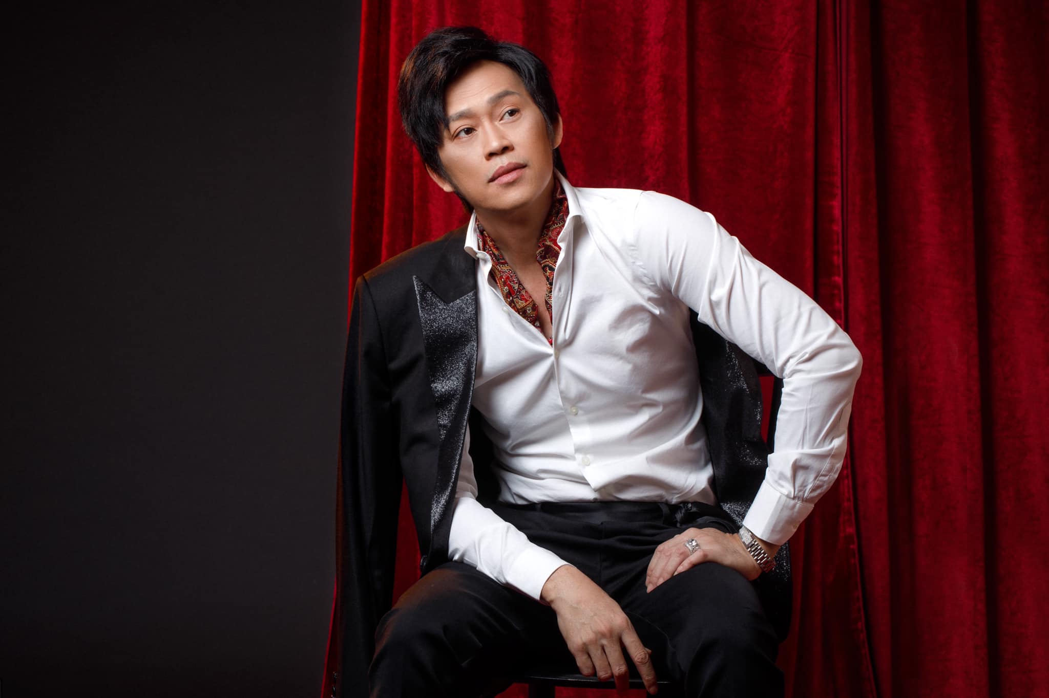 CEO HOÀI LINH 1 96295157739675259175961892181900n 1621306687 419 width2048height1364 1621934287518331189866 1621935202424 16219352025741914799948 1622336446461 1622336446653791150350